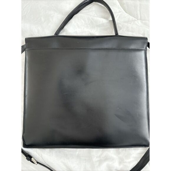 GIVENCHY Logo Black Leather Crossbody Bag - Picture 8 of 16